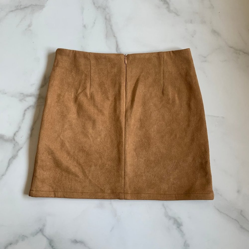 NEW Superdown Layla faux suede mini skirt Small - Picture 7 of 9